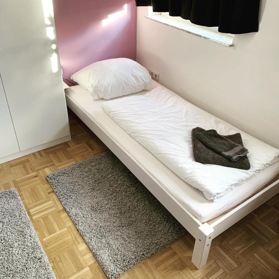 Aschaffapartment 4 Schlafzimmer Bis 10 Personen Bei Aschaffenburg Mainaschaff Extérieur photo