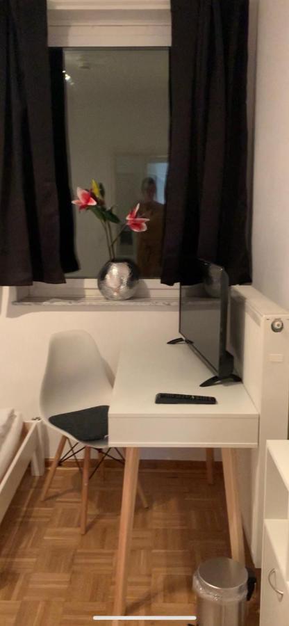 Aschaffapartment 4 Schlafzimmer Bis 10 Personen Bei Aschaffenburg Mainaschaff Extérieur photo