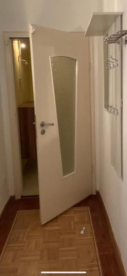 Aschaffapartment 4 Schlafzimmer Bis 10 Personen Bei Aschaffenburg Mainaschaff Extérieur photo