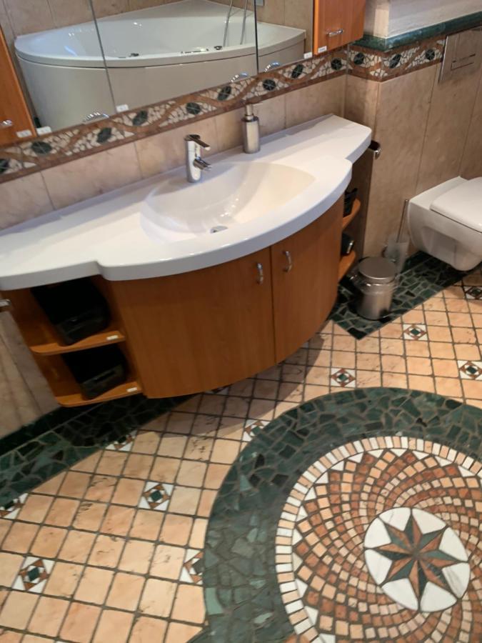 Aschaffapartment 4 Schlafzimmer Bis 10 Personen Bei Aschaffenburg Mainaschaff Extérieur photo