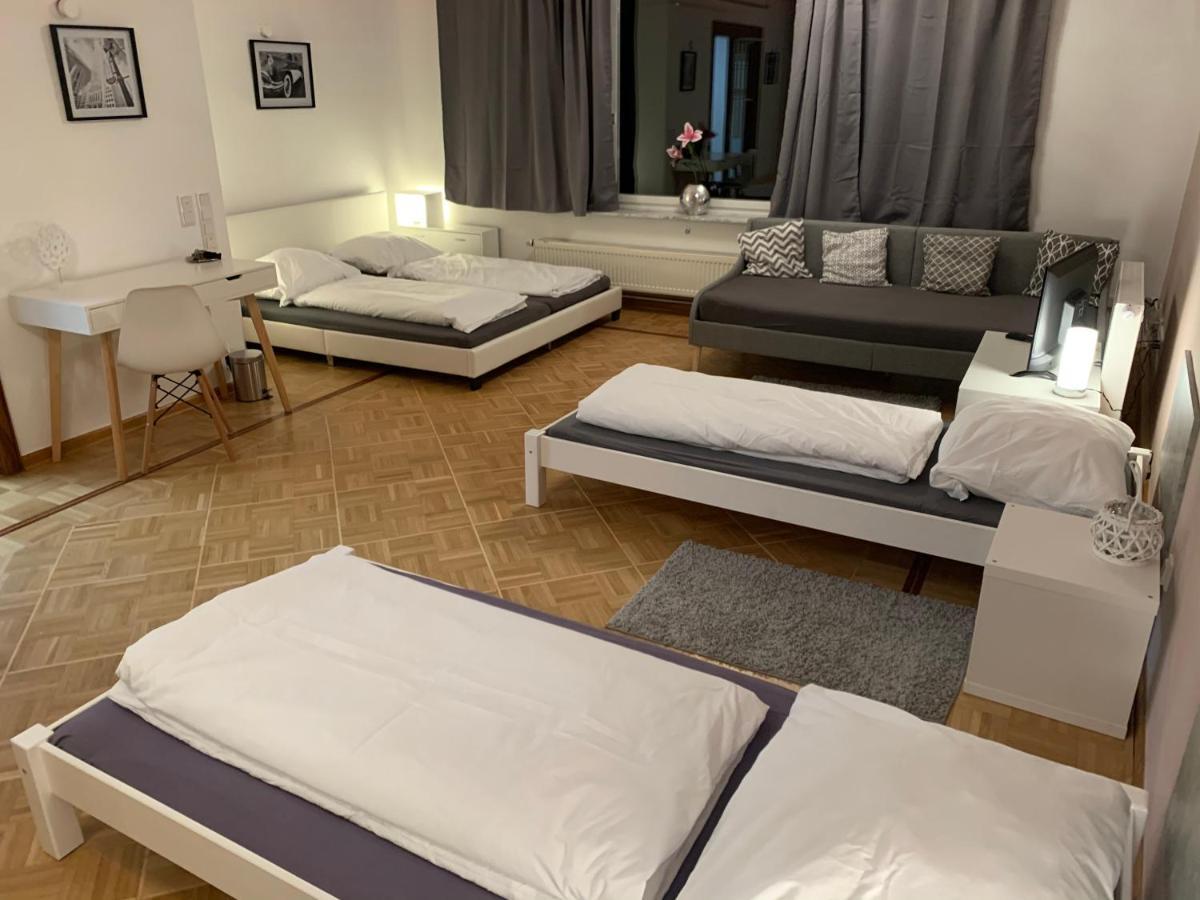 Aschaffapartment 4 Schlafzimmer Bis 10 Personen Bei Aschaffenburg Mainaschaff Extérieur photo