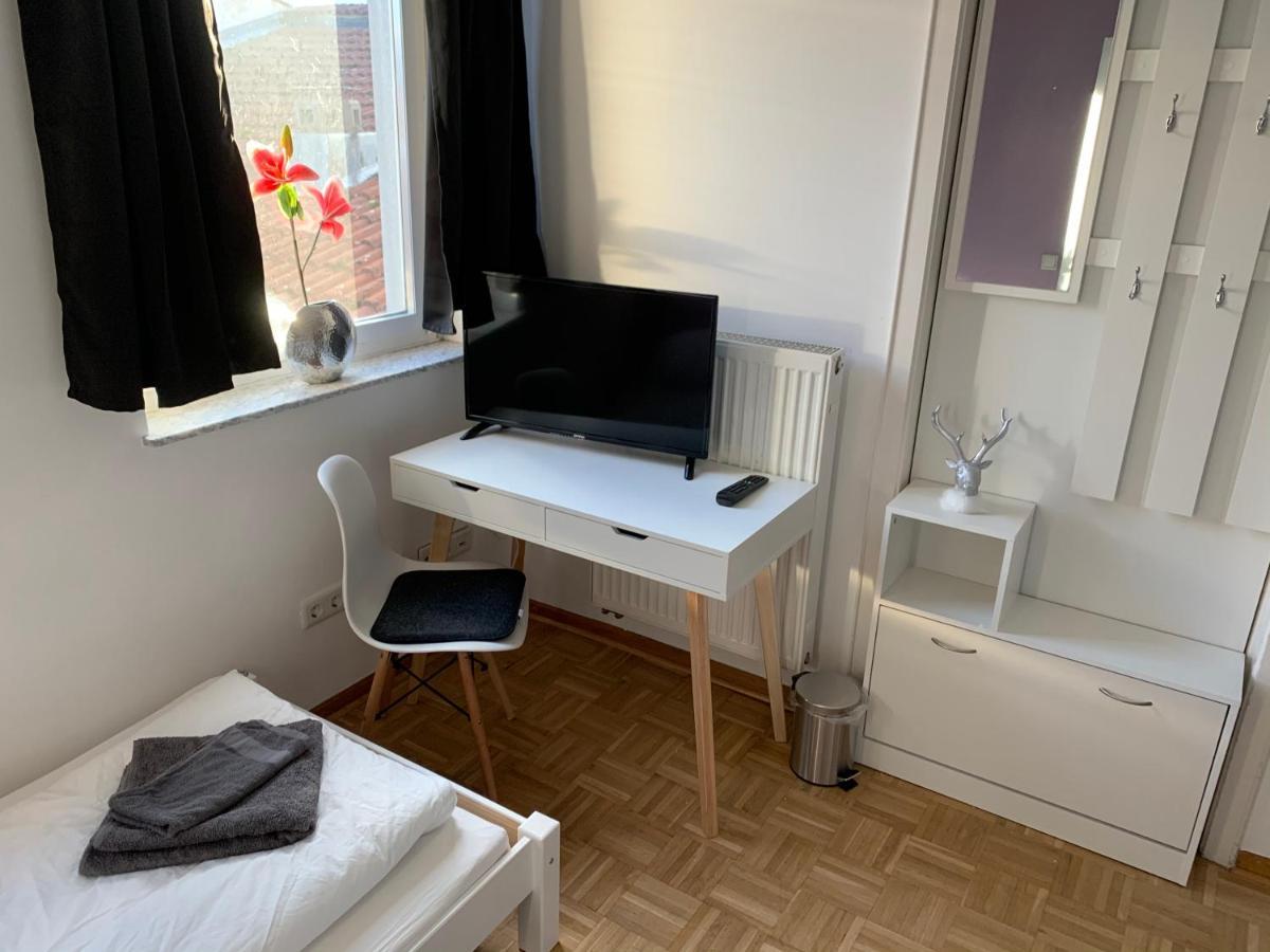 Aschaffapartment 4 Schlafzimmer Bis 10 Personen Bei Aschaffenburg Mainaschaff Extérieur photo
