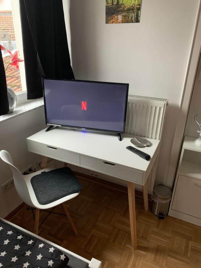 Aschaffapartment 4 Schlafzimmer Bis 10 Personen Bei Aschaffenburg Mainaschaff Extérieur photo